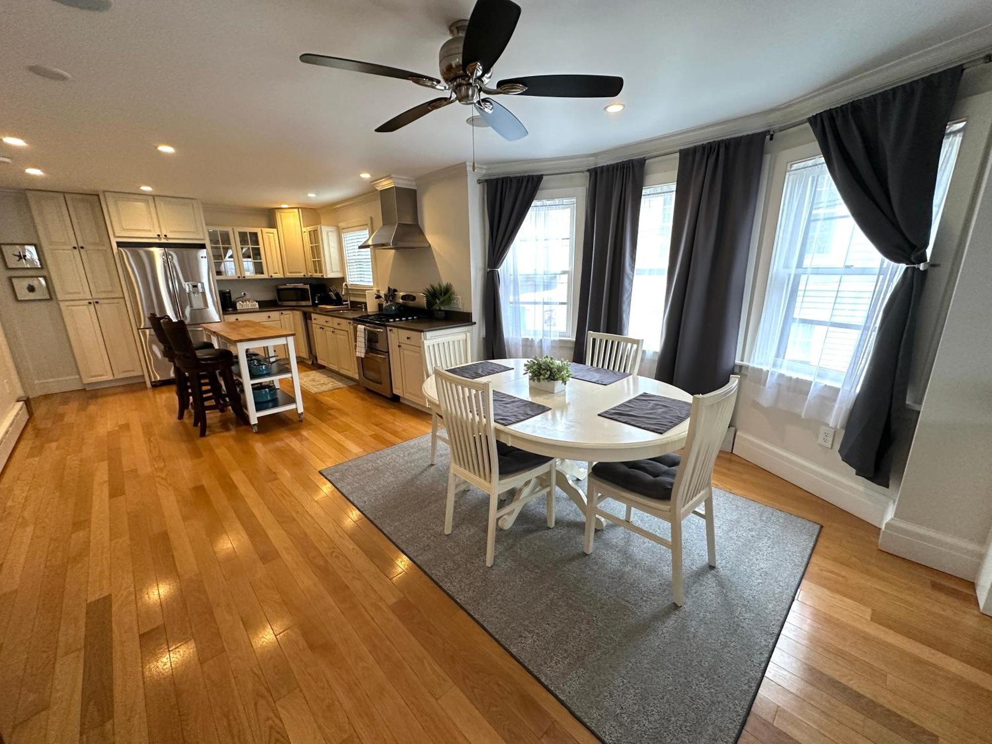 Апартаменты 86 Drm House Ньюпорт Экстерьер фото